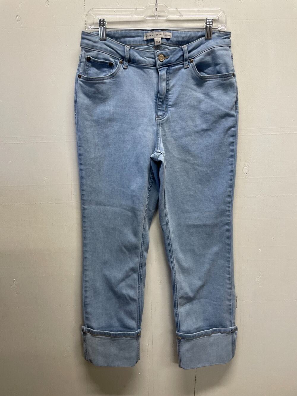Martha Stewart Women's Signature Jeans Size 10 Straight Leg Light Wash